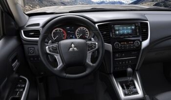 MITSUBISHI MOTORS L200 Pick-up simple cabine complet