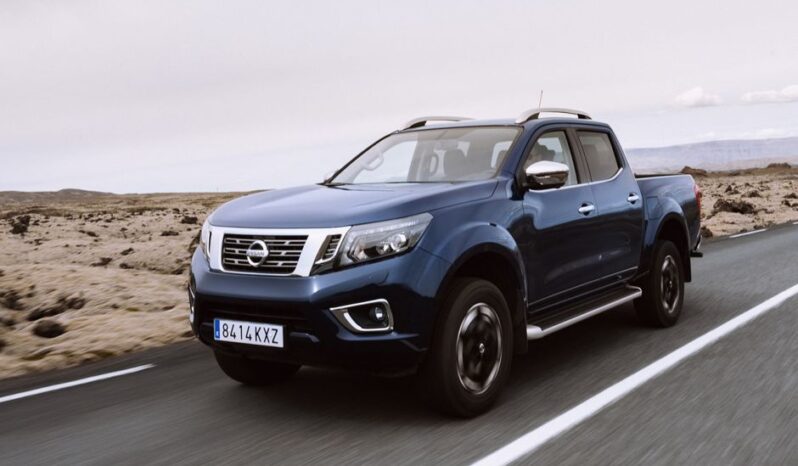 NISSAN MOTORS NAVARA Pick-up double cabine complet