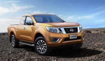 NISSAN MOTORS NAVARA Pick-up simple cabine complet