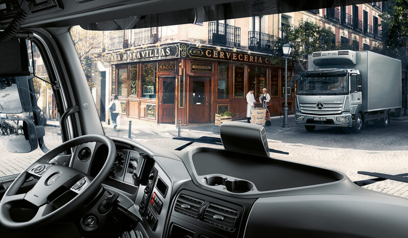 MERCEDES-BENZ ATEGO complet